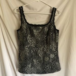 White House Black Market Tank Top Size: L